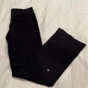 Black wide leg yoga pants with kangaroo waist
